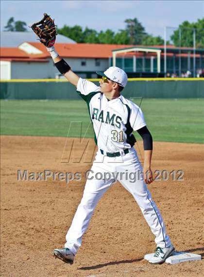Thumbnail 1 in North @ Garces photogallery.