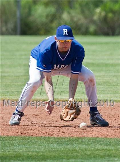 Thumbnail 1 in Rampart @ Piedra Vista photogallery.
