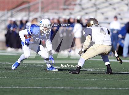 Thumbnail 1 in Tyler vs. Dallas Jesuit (UIL 6A Area Playoff) photogallery.