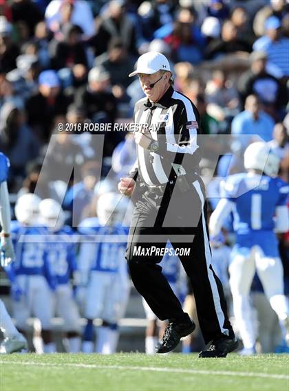 Thumbnail 3 in Tyler vs. Dallas Jesuit (UIL 6A Area Playoff) photogallery.