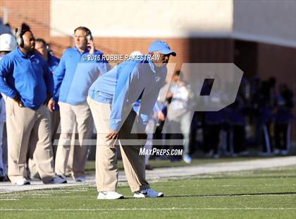 Thumbnail 1 in Tyler vs. Dallas Jesuit (UIL 6A Area Playoff) photogallery.