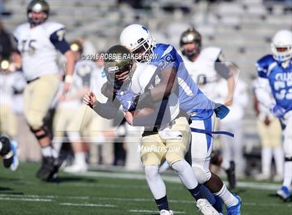 Thumbnail 2 in Tyler vs. Dallas Jesuit (UIL 6A Area Playoff) photogallery.