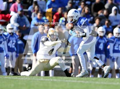 Thumbnail 3 in Tyler vs. Dallas Jesuit (UIL 6A Area Playoff) photogallery.
