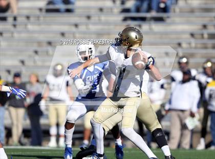 Thumbnail 2 in Tyler vs. Dallas Jesuit (UIL 6A Area Playoff) photogallery.