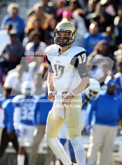 Thumbnail 1 in Tyler vs. Dallas Jesuit (UIL 6A Area Playoff) photogallery.