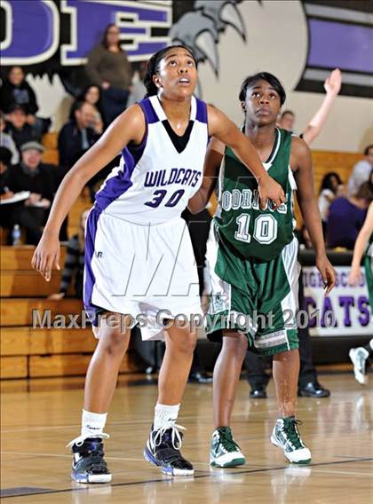 Thumbnail 2 in Rodriguez @ Franklin (CIF SJS Playoffs) photogallery.