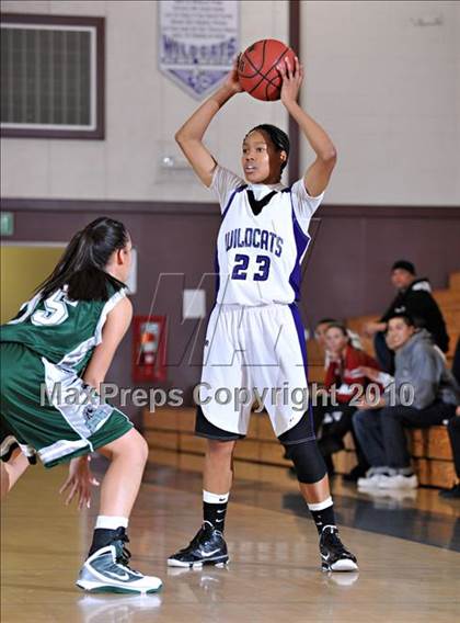 Thumbnail 2 in Rodriguez @ Franklin (CIF SJS Playoffs) photogallery.