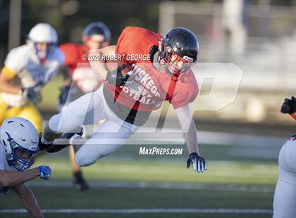 Thumbnail 2 in Catholic Memorial vs Muskego (Scrimmage) photogallery.