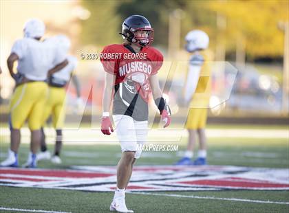 Thumbnail 1 in Catholic Memorial vs Muskego (Scrimmage) photogallery.