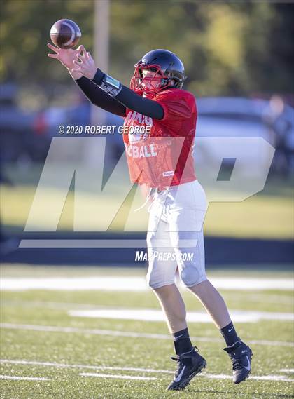 Thumbnail 2 in Catholic Memorial vs Muskego (Scrimmage) photogallery.