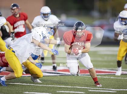 Thumbnail 2 in Catholic Memorial vs Muskego (Scrimmage) photogallery.