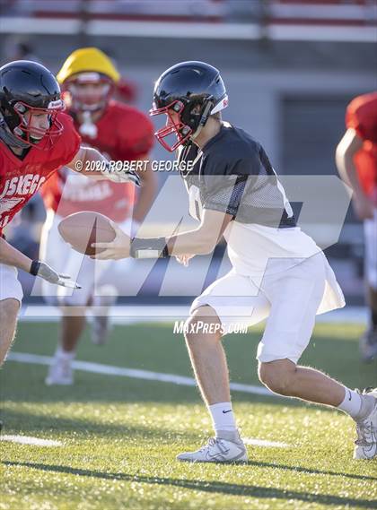 Thumbnail 2 in Catholic Memorial vs Muskego (Scrimmage) photogallery.