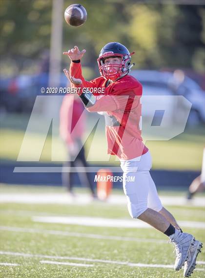 Thumbnail 1 in Catholic Memorial vs Muskego (Scrimmage) photogallery.