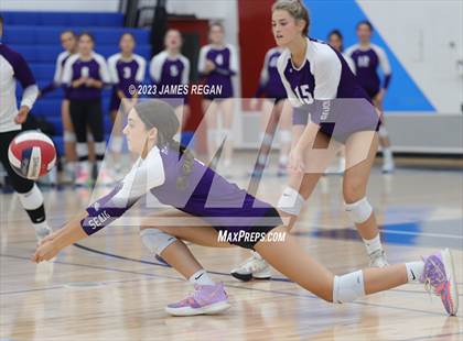 Thumbnail 1 in Sequoia @ Hillsdale photogallery.