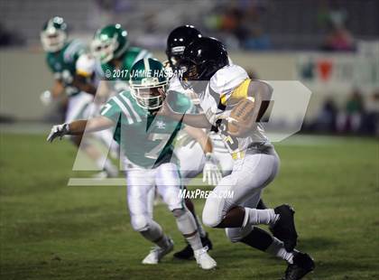 Thumbnail 3 in Bishop England vs Goose Creek (Sertoma Classic) photogallery.