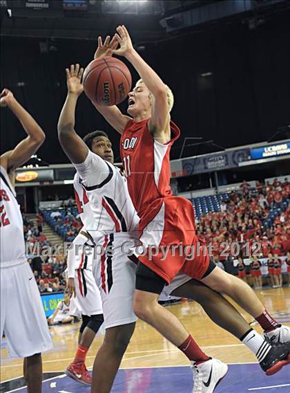 Thumbnail 1 in Antelope vs. Lodi (CIF SJS D2 Final) photogallery.