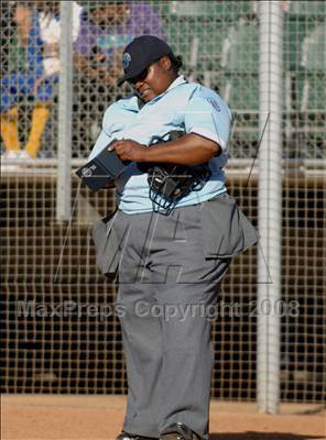 Thumbnail 3 in San Pedro vs. El Camino Real (CIF LA City  Section Final) photogallery.