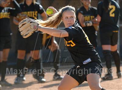 Thumbnail 2 in San Pedro vs. El Camino Real (CIF LA City  Section Final) photogallery.