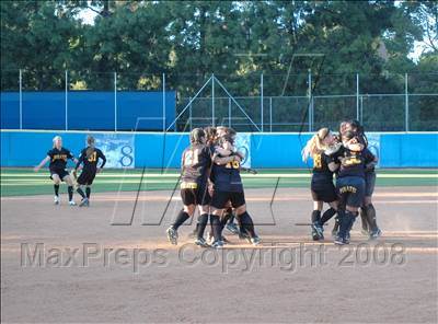 Thumbnail 2 in San Pedro vs. El Camino Real (CIF LA City  Section Final) photogallery.