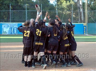Thumbnail 2 in San Pedro vs. El Camino Real (CIF LA City  Section Final) photogallery.