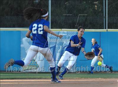 Thumbnail 2 in San Pedro vs. El Camino Real (CIF LA City  Section Final) photogallery.