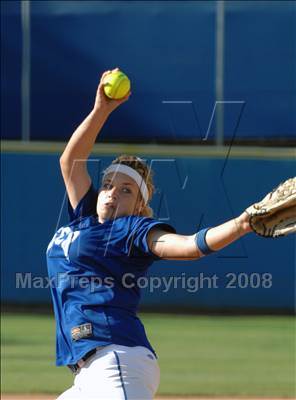 Thumbnail 2 in San Pedro vs. El Camino Real (CIF LA City  Section Final) photogallery.