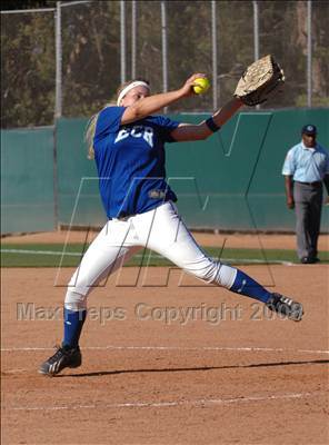 Thumbnail 2 in San Pedro vs. El Camino Real (CIF LA City  Section Final) photogallery.