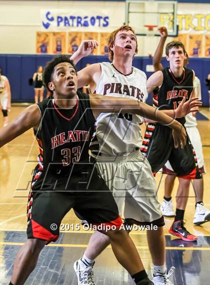 Thumbnail 2 in Wylie vs. Rockwall-Heath (UIL 5A Division I Area Playoff) photogallery.