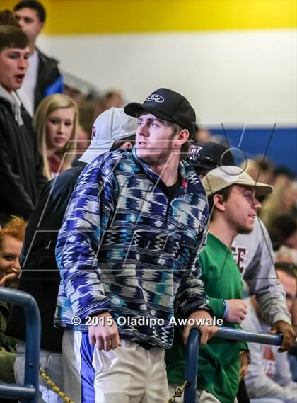 Thumbnail 2 in Wylie vs. Rockwall-Heath (UIL 5A Division I Area Playoff) photogallery.
