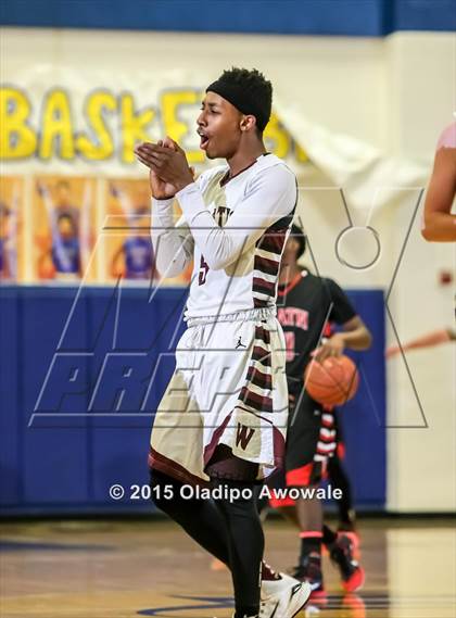 Thumbnail 3 in Wylie vs. Rockwall-Heath (UIL 5A Division I Area Playoff) photogallery.