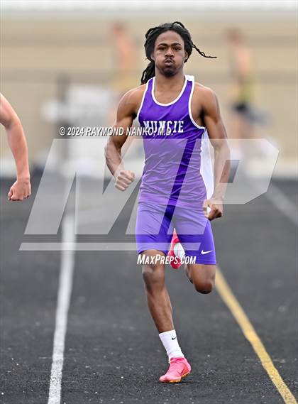 Thumbnail 3 in IHSAA Delta Sectionals (200 Meter)  photogallery.