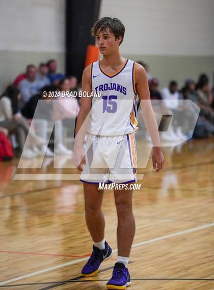 Thumbnail 3 in Baker vs. Daphne photogallery.