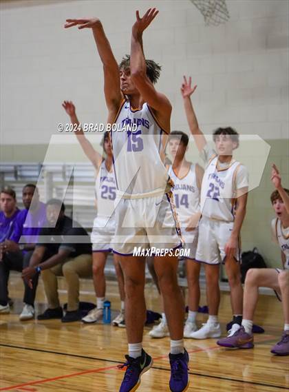 Thumbnail 2 in Baker vs. Daphne photogallery.