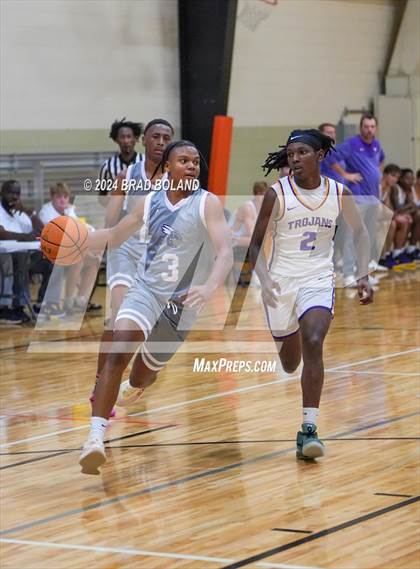 Thumbnail 3 in Baker vs. Daphne photogallery.