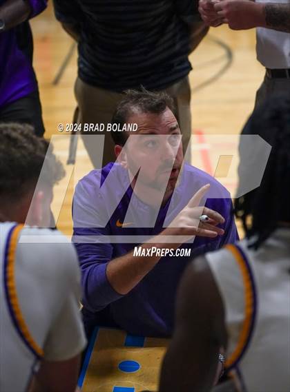 Thumbnail 1 in Baker vs. Daphne photogallery.