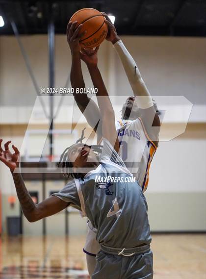 Thumbnail 2 in Baker vs. Daphne photogallery.