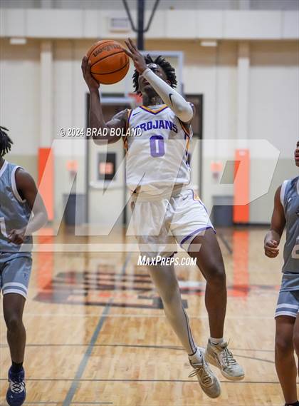 Thumbnail 1 in Baker vs. Daphne photogallery.