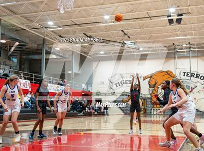 Thumbnail 3 in Central of Clay County vs. Piedmont photogallery.