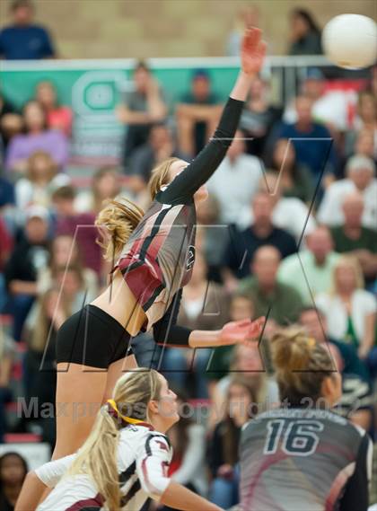 Thumbnail 2 in Poway vs Torrey Pines (CIF SDS D1 Final) photogallery.