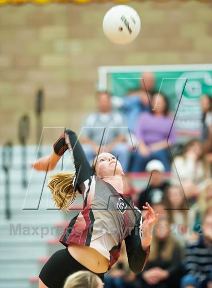 Thumbnail 2 in Poway vs Torrey Pines (CIF SDS D1 Final) photogallery.