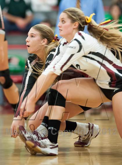 Thumbnail 3 in Poway vs Torrey Pines (CIF SDS D1 Final) photogallery.