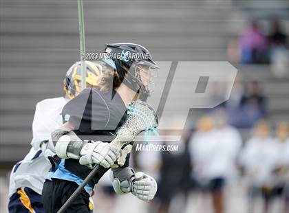 Thumbnail 1 in Bellevue (WA) vs Lakeridge (OR) photogallery.