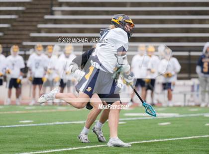 Thumbnail 3 in Bellevue (WA) vs Lakeridge (OR) photogallery.
