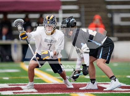 Thumbnail 3 in Bellevue (WA) vs Lakeridge (OR) photogallery.
