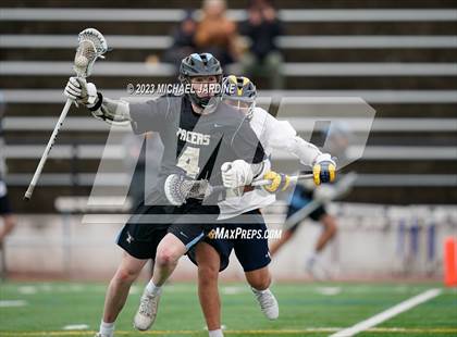 Thumbnail 1 in Bellevue (WA) vs Lakeridge (OR) photogallery.
