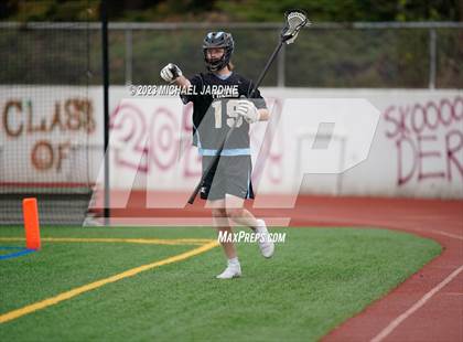 Thumbnail 2 in Bellevue (WA) vs Lakeridge (OR) photogallery.