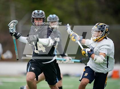 Thumbnail 3 in Bellevue (WA) vs Lakeridge (OR) photogallery.