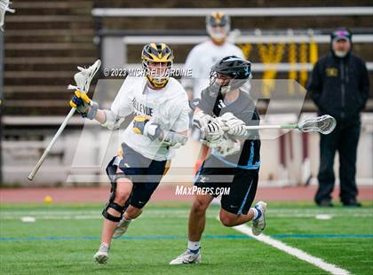 Thumbnail 2 in Bellevue (WA) vs Lakeridge (OR) photogallery.