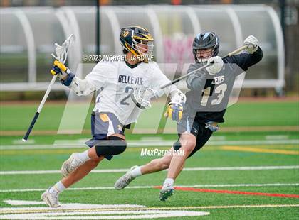 Thumbnail 2 in Bellevue (WA) vs Lakeridge (OR) photogallery.