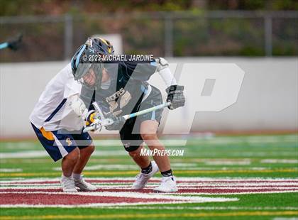 Thumbnail 3 in Bellevue (WA) vs Lakeridge (OR) photogallery.